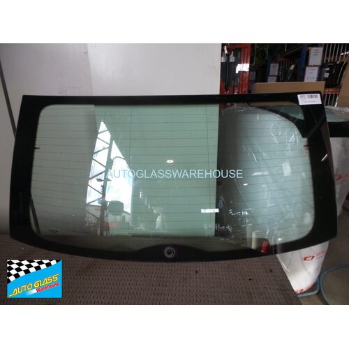 SKODA SUPERB 3T - 5/2010 TO 8/2014 - 4DR WAGON - REAR WINDSCREEN GLASS - (SECOND-HAND)