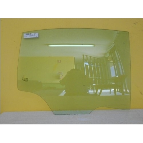 HOLDEN CALAIS VF - 05/2013 TO CURRENT - 4DR SEDAN - RIGHT SIDE REAR DOOR GLASS - GREEN - NEW