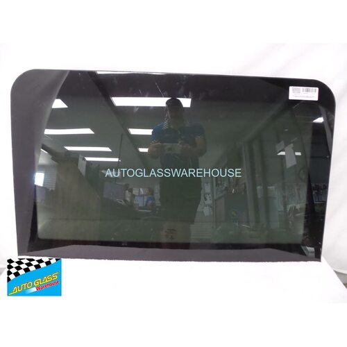 DODGE RAM 1500 5TH GEN - 6/2019 to CURRENT - UTE - FRONT SUNROOF GLASS - 985W X 580 - (SECOND-HAND)