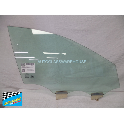 HYUNDAI GENESIS G80 - 1/2015 to 12/2017 - 4DR SEDAN - DRIVERS - RIGHT SIDE FRONT DOOR GLASS - LAMINATED - (WITH FITTINGS) - GENUINE - (SECOND-HAND)