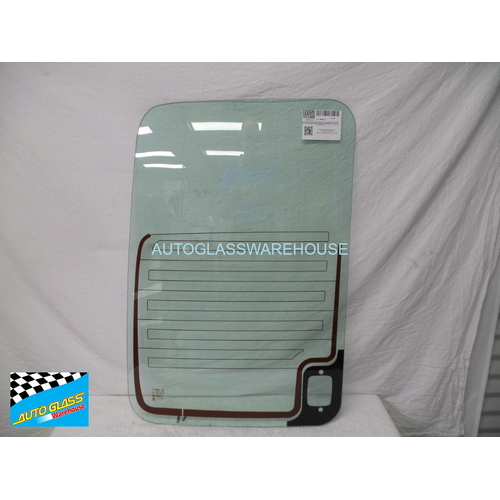 LDV V80 SWB & LWB HIGH ROOF VAN - 2/2013 to CURRENT - PASSENGERS - LEFT REAR BARN DOOR GLASS - GREEN - HEATED - RUBBER IN ONLY - 920 X 620 - NEW