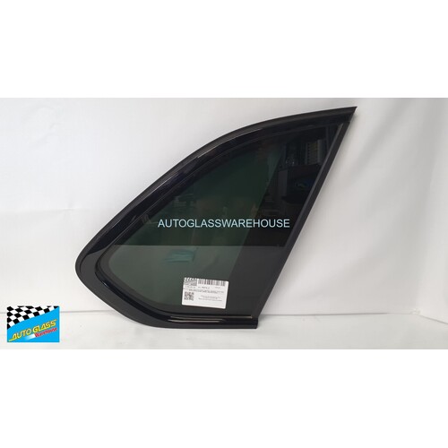 BMW X5 F15/F85 - 9/2013 TO 11/2018 - 5DR SUV - DRIVERS - RIGHT SIDE REAR CARGO GLASS - BLACK MOULDING - GREEN - (SECOND-HAND)