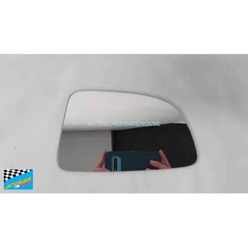 KIA RONDO 4/2008 to 5/2013 - 4DR WAGON - DRIVERS - RIGHT SIDE FLAT MIRROR GLASS ONLY - 190 W x 115 H - NEW