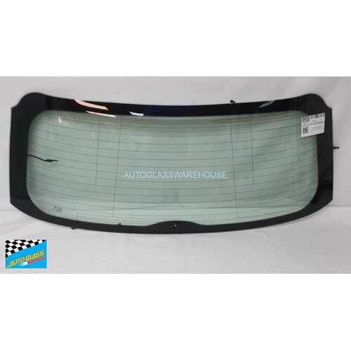 AUDI A3 8V - 2012 to 2020 - 3DR HATCH - REAR WINDSCREEN GLASS - DARK GREEN - HEATED - 1 HOLE - WITH ANTENNA - (SECOND-HAND)