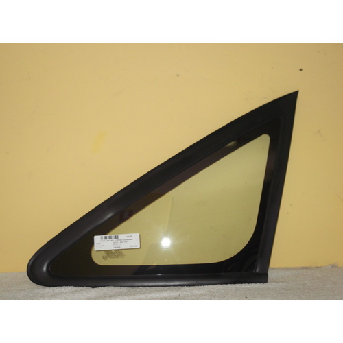 FORD FESTIVA WB/WF - 5DR HATCH 4/94>7/00 - DRIVERS - RIGHT SIDE OPERA GLASS - ENCAPSULATED - (Second-hand)