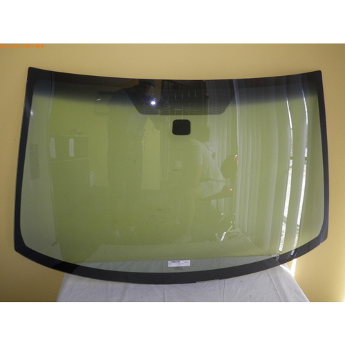 NISSAN PULSAR N16 - 7/2000 to 4/2004 - 4DR SEDAN - FRONT WINDSCREEN GLASS - (MIRROR PATCH OUTSIDE SUNSHADE, HEIGHT 193MM) - NEW