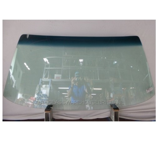 suitable for TOYOTA CRESSIDA MX32 - 4/1977 to 12/1980 - 4DR SEDAN - FRONT WINDSCREEN GLASS - NEW