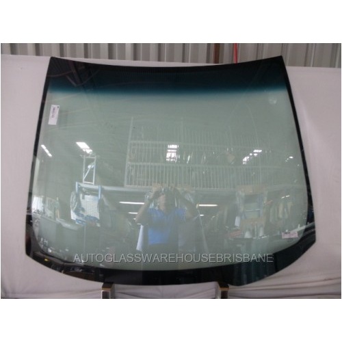 suitable for TOYOTA TARAGO ACR30 - 7/2000 to 2/2006 - PEOPLE MOVER - FRONT WINDSCREEN GLASS - NEW
