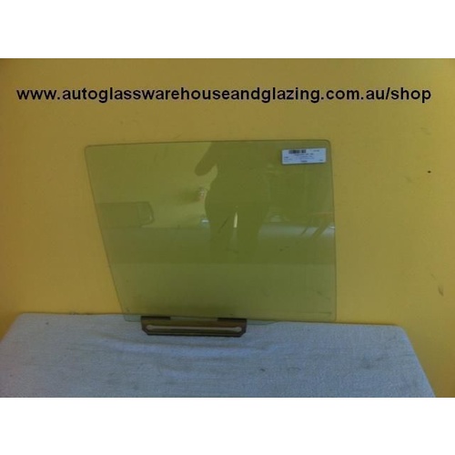FORD LASER KN/KQ - 2/1999 to 9/2002 - 5DR HATCH - RIGHT SIDE  REAR DOOR GLASS - (Second-hand)