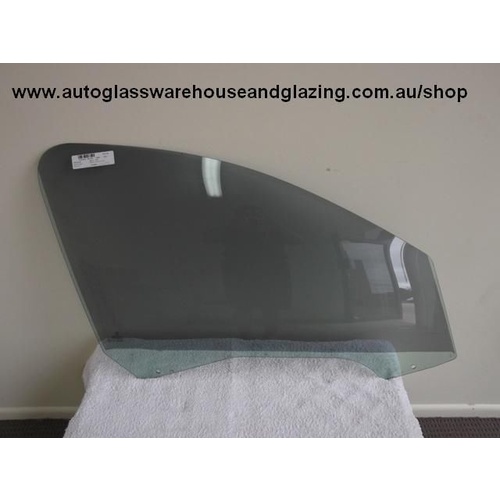 PEUGEOT 206 VF32AN - 10/1999 to 5/2007 - 5DR HATCH - DRIVERS - RIGHT SIDE FRONT DOOR GLASS - GREEN - NEW