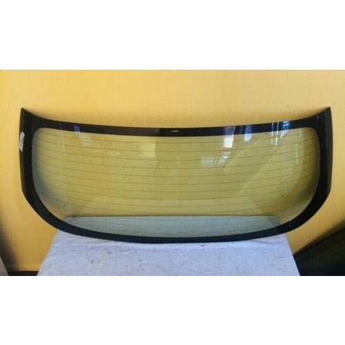 suitable for TOYOTA COROLLA ZZE122R - 12/2001 to 4/2007 - 5DR HATCH - REAR WINDSCREEN GLASS - NEW