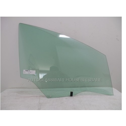 CITROEN C4 1.6/2.0 - 3/2005 to 9/2011 - 5DR HATCH - RIGHT SIDE FRONT DOOR GLASS - NEW
