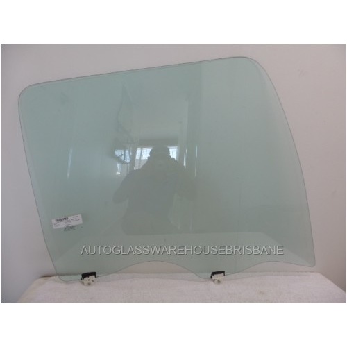 HINO RANGER PRO 5-14 - 2/2003 to CURRENT - TRUCK - RIGHT SIDE FRONT DOOR GLASS - NEW