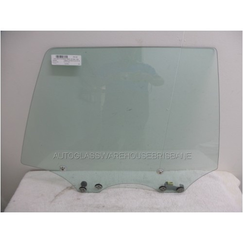 SUBARU LIBERTY/OUTBACK 4TH GEN - 9/2003 to 8/2009 - 4DR WAGON - RIGHT SIDE REAR DOOR GLASS - NEW