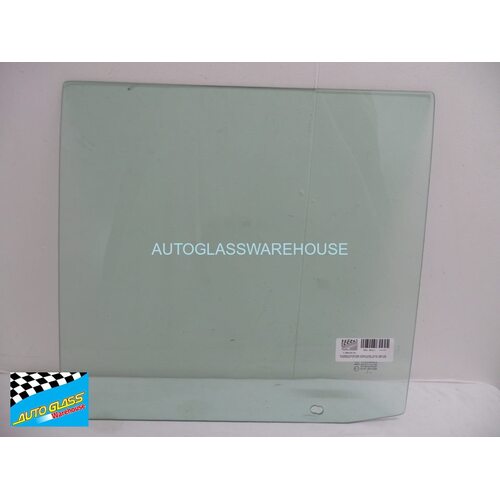 MITSUBISHI CANTER FE400 - 4/1986 to 9/1995 - TRUCK - WIDE CAB - PASSENGERS - LEFT SIDE FRONT DOOR GLASS - 1/4 TYPE (545w X 520) - NEW