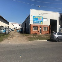 Why You’ll Love Autoglass Warehouse image