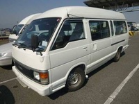 Autoglass for TOYOTA HIACE 2/1983 - 10/1989 - YH/LH/UH70  -15 SEATER BUS